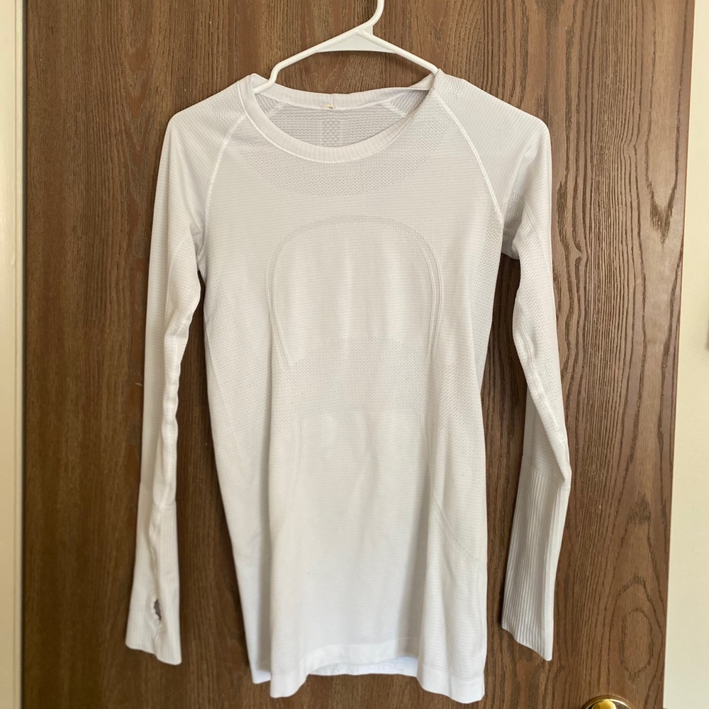 Lululemon Swiftly Tech Long Sleeve